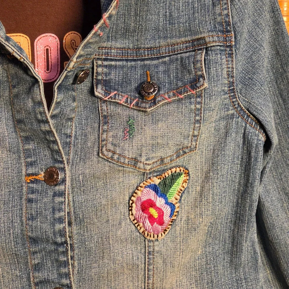Y2K Vtg Arizona Jean Co Girl XL Denim Jacket Blue Flowers Butterfly Patches Cute